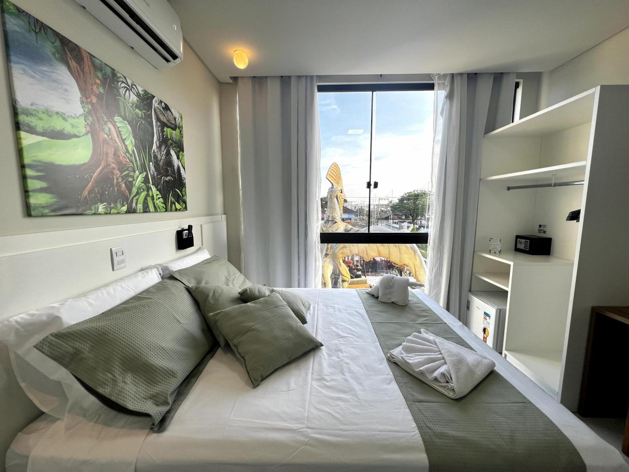 Hotel Recanto Dos Dinossauros Penha  Bagian luar foto
